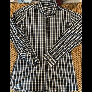 Men’s State & Liberty XL Dress Shirt in new condition, Machine Washable!